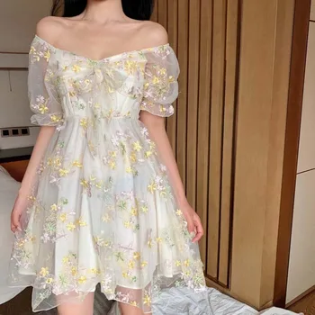 2021 Francúzsky Kvetinový Šaty Ženy Sexy Lístkového Rukáv Čipky Šifón Tlač Mini Šaty Letné Kórejský Elegantné Mäkké Dievča Vintage Víla Šaty