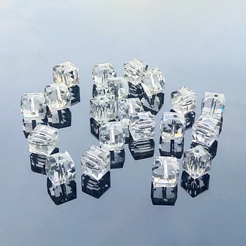 20 KS Sklo Krištáľ Voľné Korálkové Námestie Luster Crystal Dekor Prívesok Slnko Chytá DIY Šperky, Náušnice Šperky Príslušenstvo 10 MM