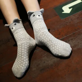 1Pairs 2021 Nové Jeseň Ženy Bavlnené Ponožky V Tube Zvierat Ucho Roztomilé Ponožky Králik Ošípaných Medveď Mäkké Cartoon Ponožky Dievča