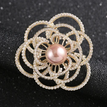2021 Nové Luxusné Krásne Crystal Imitácia Pearl Flower Brošne Kolíky Ženy Bižutérie Broach Svadobné Pin Broche femme