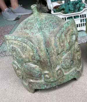 Archaize bronzové prilby Remeselné socha