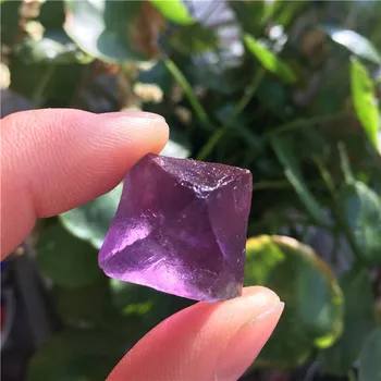 Fialová Fluorite Octahedron Prírodné Kamene Kremenné Kryštály Liečenie Reiki Drahokamy Feng Shui Domáce Dekorácie