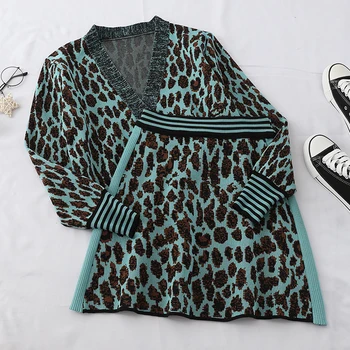 Leopard tlač 2021 jar a na jeseň retro tvaru single-breasted dlhým rukávom cardigan + temperament sukne dvoch-dielny oblek