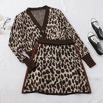 Leopard tlač 2021 jar a na jeseň retro tvaru single-breasted dlhým rukávom cardigan + temperament sukne dvoch-dielny oblek