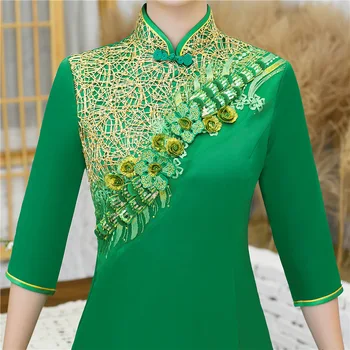 Nadrozmerná 5XL Zelená Orientálne Šaty Fáze Show Polovičný Rukáv Qipao Čínske Tradičné Výšivky Nášivka Vintage Cheongsam