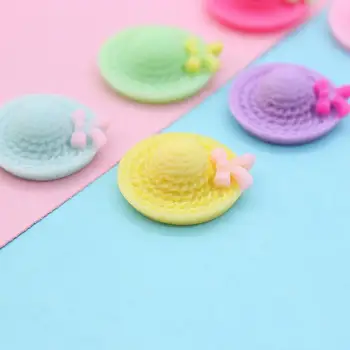 10 Ks Zdobením Svetlé Farby Živé Živice Slamený Klobúk Miniatúrne Hračky pre Tortu