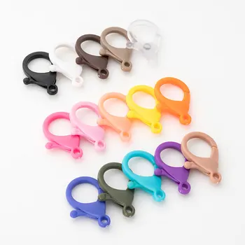 10 ks/funkcie opp taška plastové sedem farba háčika lobster háčik závesný otvor, ktorý sa používa pre DIY šperky príslušenstvo závesné malé bábiky