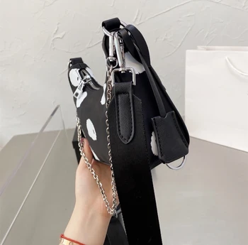 2021 dámske čierne a biele nylon tri-v-jednom podpazušia taška módny trend tri-v-jednom ramene messenger bag v podpazuší taška