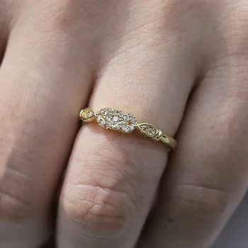 Huitan Elegantná Zlatá Farba Svadobný Prsteň Súpravy Luxusné Zapojenie Snubné Prstene Pre Ženy Moderné Svadobné Doplnky, Darčekové Krúžok