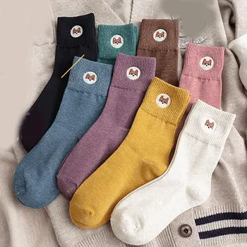 Zimné Ženy Bavlna Dlhé Ponožky Japonský Kórea Skateboard Uprostred Trubice Ponožky Embroidry Dezodorant Priedušná Cartoon Pletenie Ponožiek