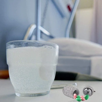 Bling Medicíny Pilulku Fľaša Kapsule Úložný Box Mini Prenosné Kamienkami Crystal Cestovné Puzdro Rúry