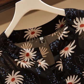 2021 Letný Kvetinový Tlač Vyhovovali Tričko Šaty, Vesta Hore a Krátke Nohavice Tri Kus Plus Veľkosť Žena Zodpovedajúce Oblečenie Dovolenku Handričkou