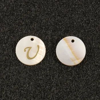 Prírodné Shell Abecedy ABC DIY List Šperky Biela Počiatočné Písmeno perličiek A-Z perlete MOP Seashell Charms Náhrdelník s Príveskom