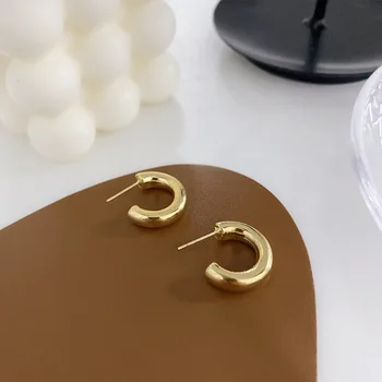 Kovové Zlato Striebornej Farby v tvare C Náušnice Pre Ženy Módne Šperky Malé Jednoduché Geometrické C Ucho Vintage Šperky