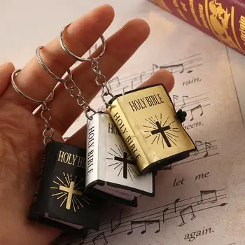 Roztomilý Mini anglickej BIBLIE SVÄTEJ Keychains Náboženského Kresťanského Kríža Keyrings Držiteľ Auta, kľúčenky Krúžky Kúzlo Taška na Darčeky